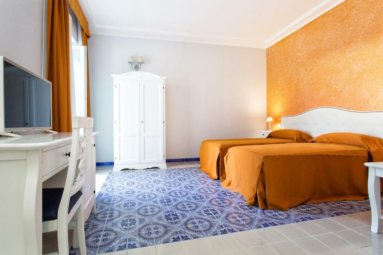 Odysseus Hotel Lipari  Dış mekan fotoğraf